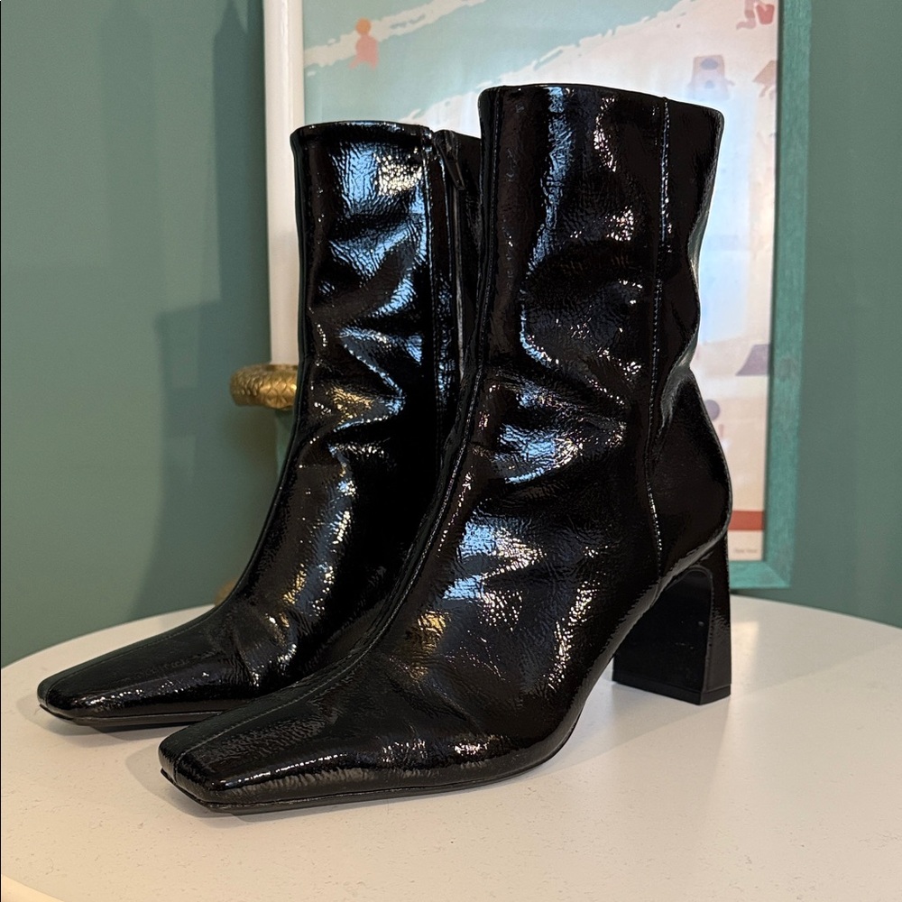 ZARA Patent Ankle Boots - Size 39 / US 8 - EUC